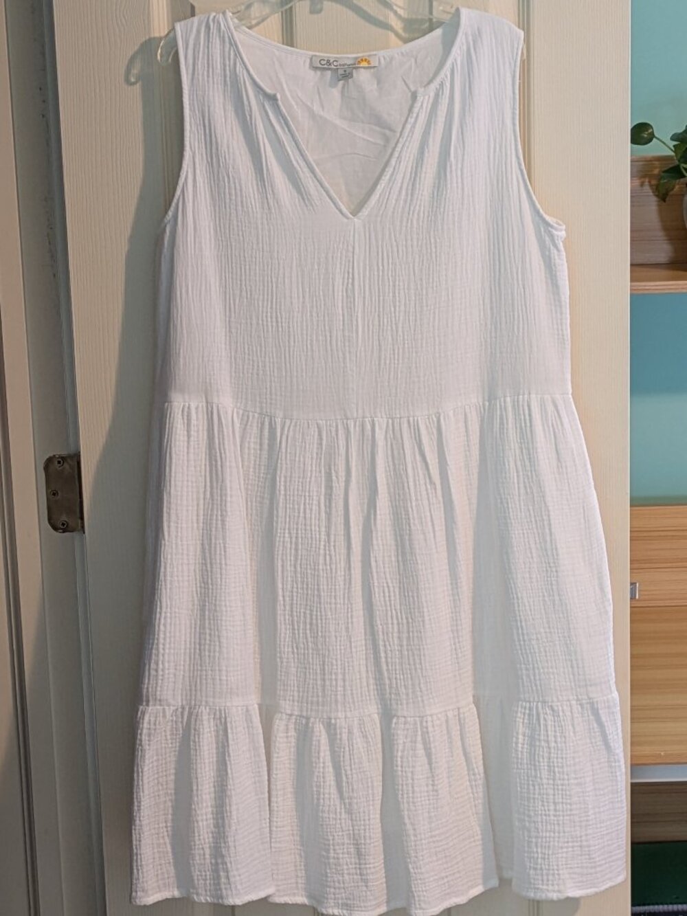 C&C California White Sleeveless Midi Dress